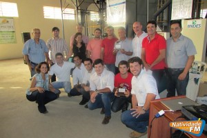 Entrega de troféu ao vencedor do concurso João Batista Vianey Rodolphi