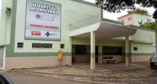 Mulher passou por atendimento no pronto socorro municipal
